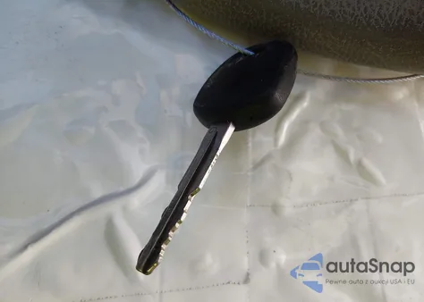 2013 Toyota Sienna L V6 7 Passenger z USA, uszkodzony, nr VIN 5TDZK3DC3DS367808